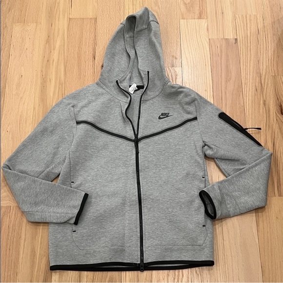 Nike Other - Nike Tech zip up sweater